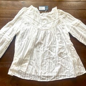 NEW Universal Thread M White Detailed Blouse
